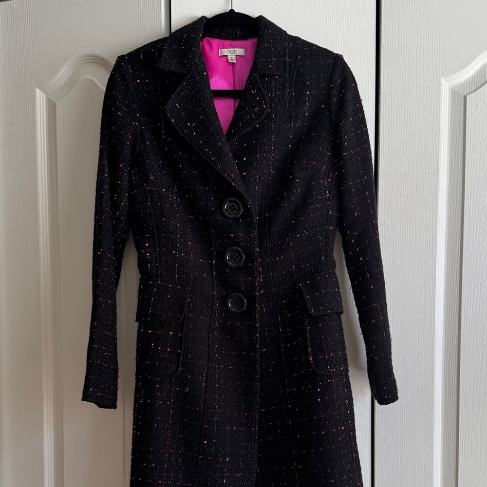 Cache Black Trench Coat with Vibrant Pink Interior 💗💄